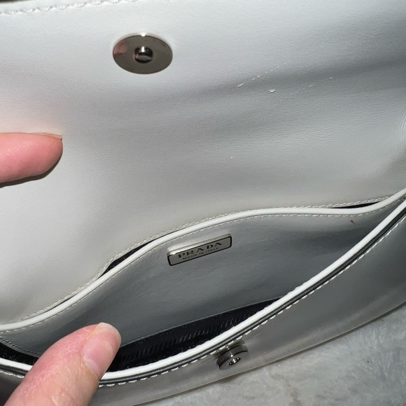 Prada cleo triangle shoulder bag - Picture 3 of 9